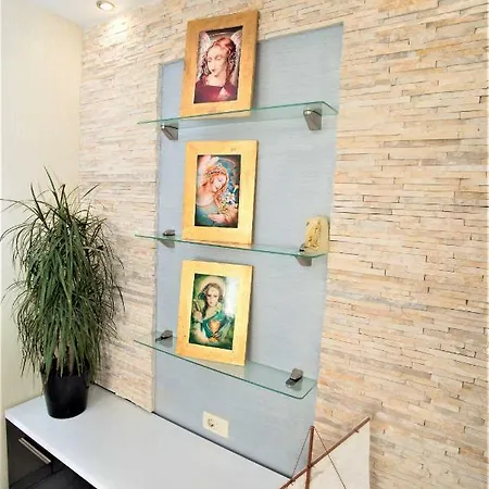 Diamond Apartment