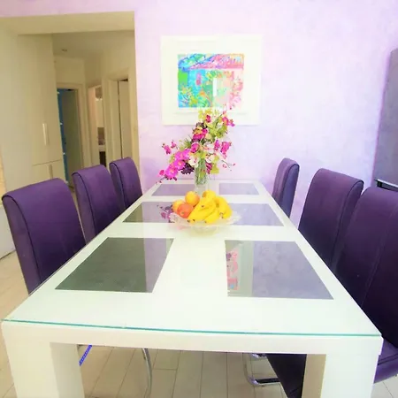 Apartment Diamond